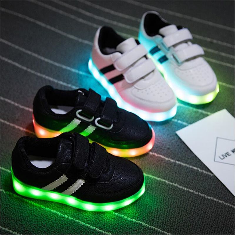 kids led light up shoes