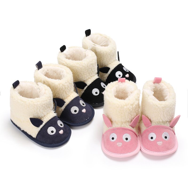 Compra Los Zapatos Para Niños De Invierno 0 1 Años Los Zapatos Del Niño Del  Bebé Inferior A Hombres Y Mujeres Para Bebés Más Calientes De Dibujos  Animados De Terciopelo Botas Para