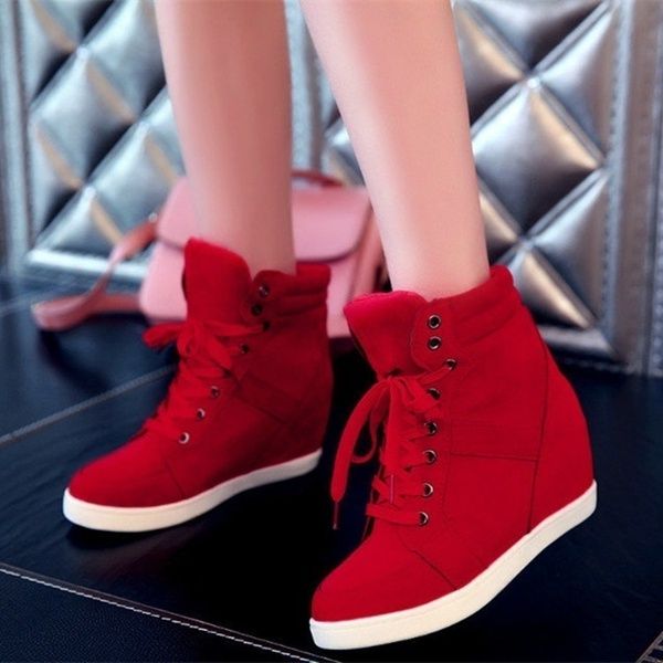 Acquista Sneakers Con Zeppa Alla Moda Da Donna Décolleté Con Lacci Scarpe  Da Tennis Alte Rosse Nere Scarpe Con Tacco Alto A 30,21 € Dal Yrmmmm |  DHgate.Com