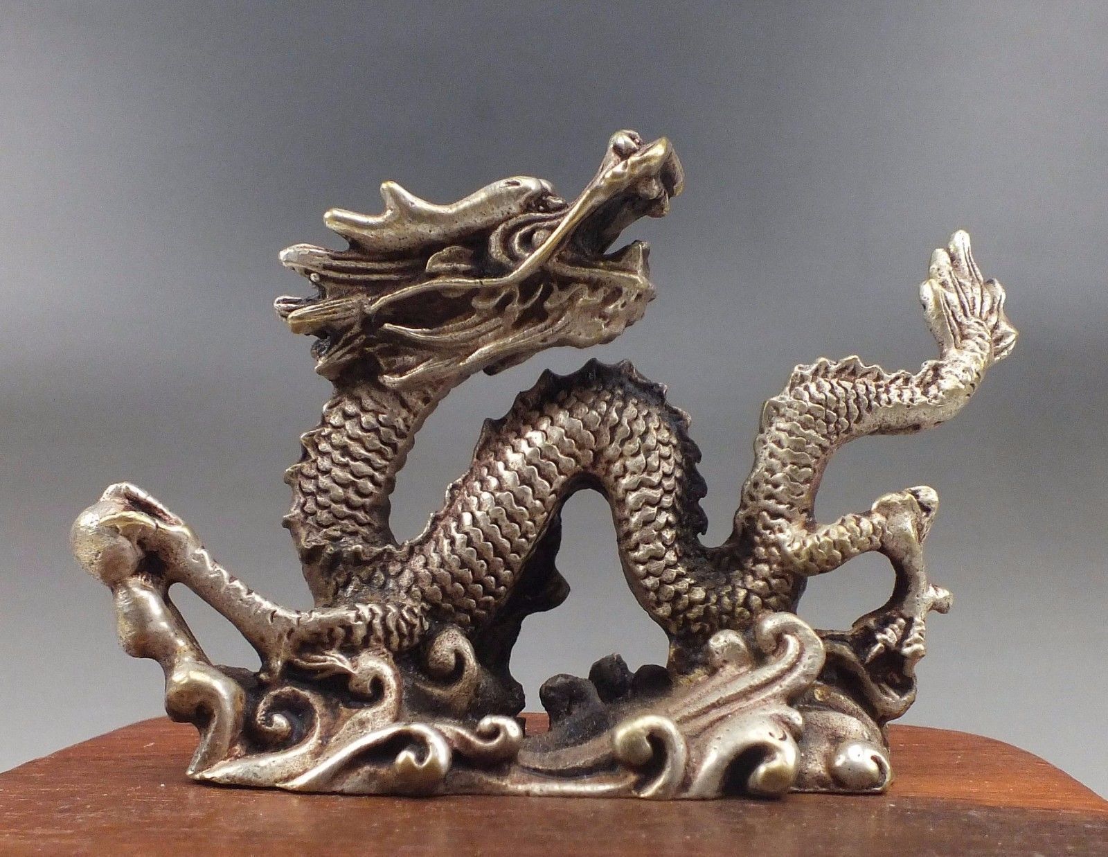 Details about   Chinese Silver Bronze Carved luck dragon Statues 