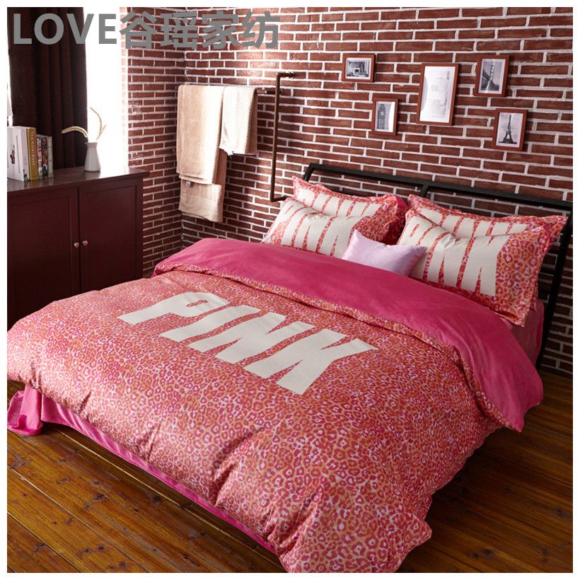 Winter Pink Soft Animal Print Fashion Velvet Victoria Bedding Set