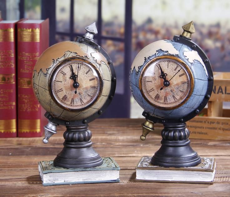 New Arrival Resin Global Mute Creative Beauty Table Desk Clock