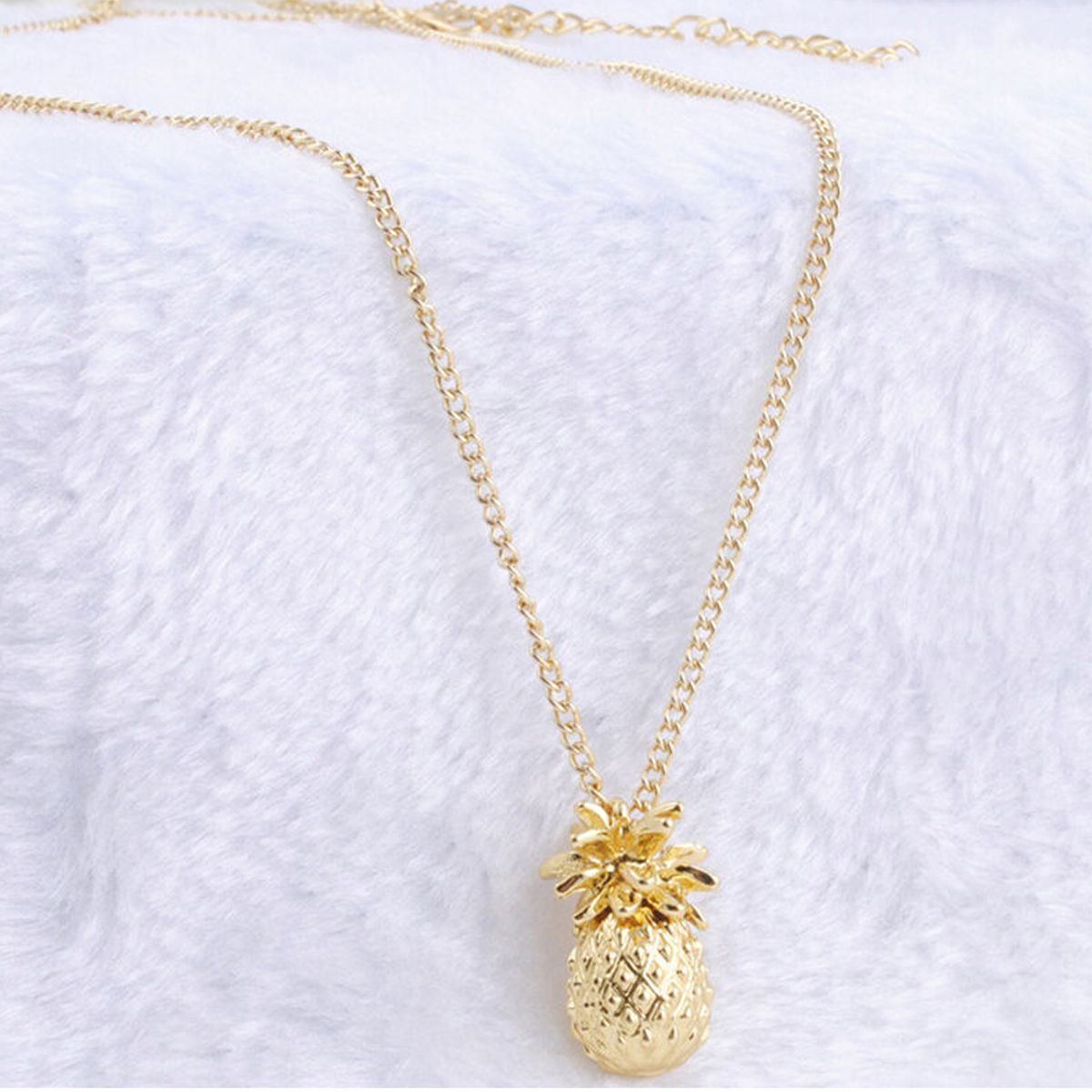 Designer gold pendant necklace Clearance