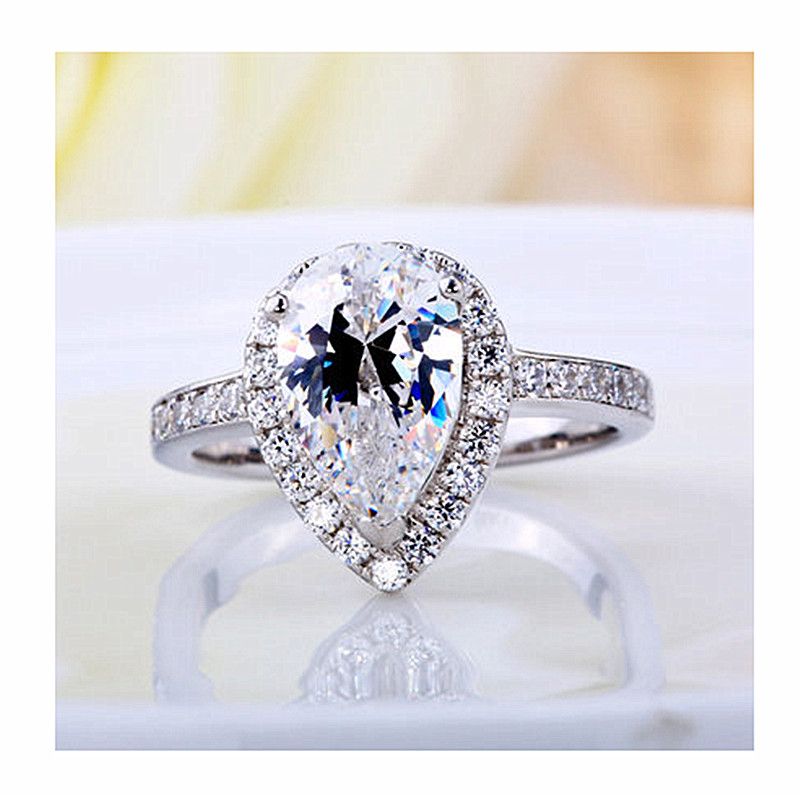 Anello di moda a forma di amante dell'acqua con anelli di diamanti a goccia 