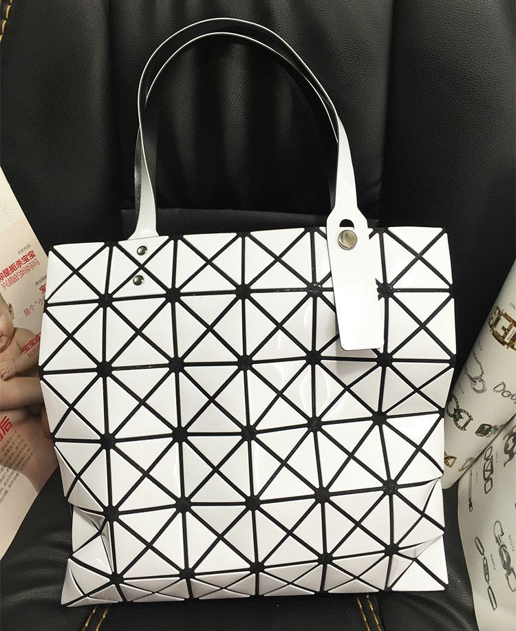 japanese triangle bolsa pattern
