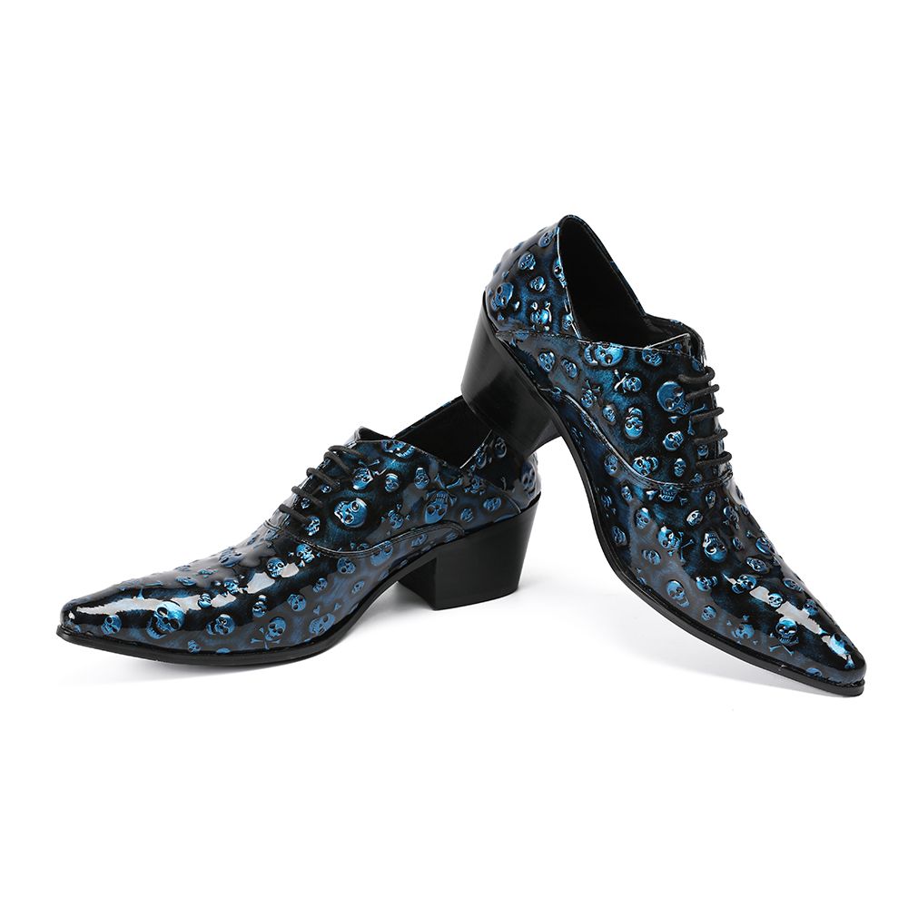 pointed casual shoes