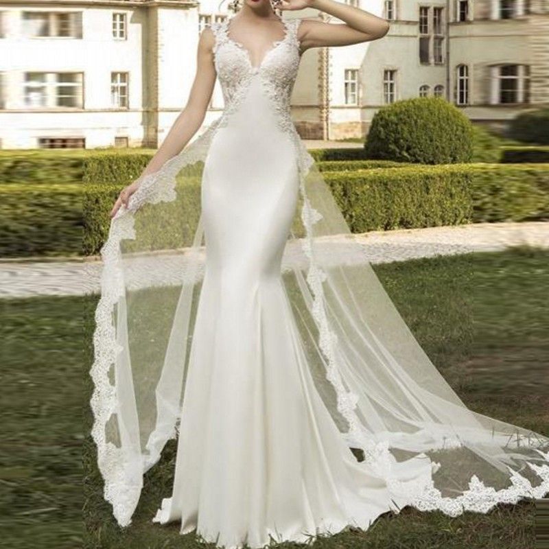 wedding gown with detachable train