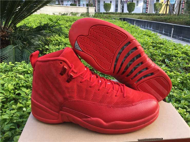 jordan 12 rojo entero