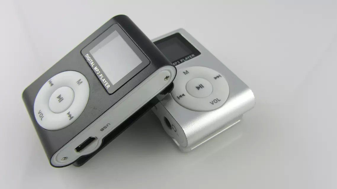 Mini Lettore Mp3 Con Clip In Metallo E Slot Per Memoria Esterna Micro Sd Non Inclusa Lettore Mp3 Running azzurro Mp3 Player Con Clip