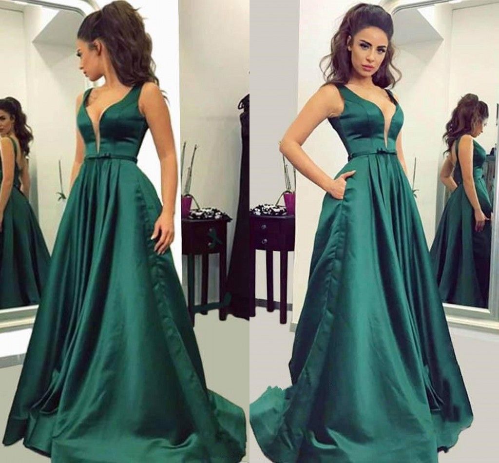 Acquistare 2018 Moda Verde Smeraldo Raso Profondo Scollo Av Abito Da Sera  Senza Maniche Con Chiusura A Cerniera Plus Size Abiti Da Sera Da Sera  Formale Abiti Su Misura Economico | Consegna