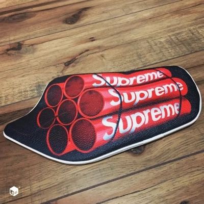supreme dynamite pouch