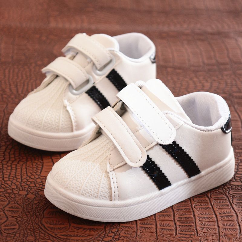 sports shoes for 5 year boy