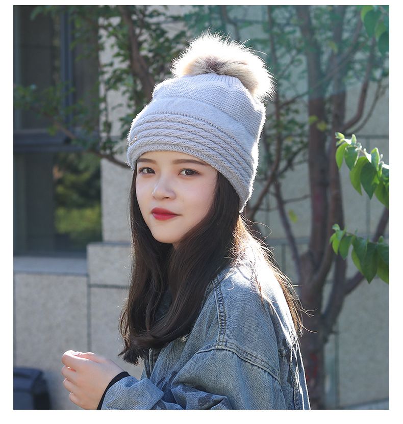Lady Winter Hats Rabbit Hair Ball Decoration Campaniform Top Type
