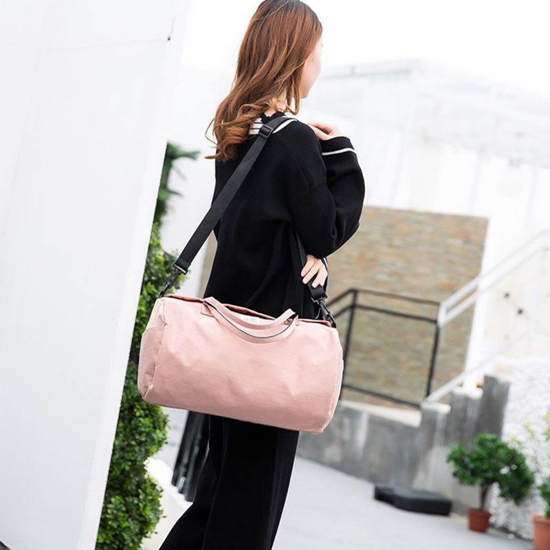 over the shoulder gym bag