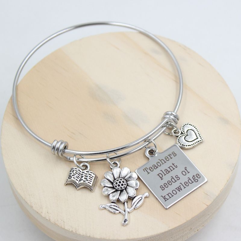 Wholesale New Arrival Stainless Steel Wire Bangle Bracelet Heart Flower