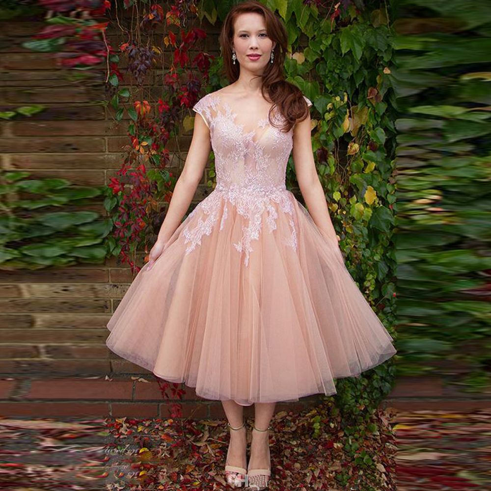 vestido simples rosa