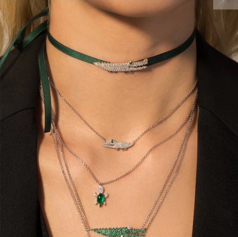 collier ras de cou foulard collier ras de cou foulard