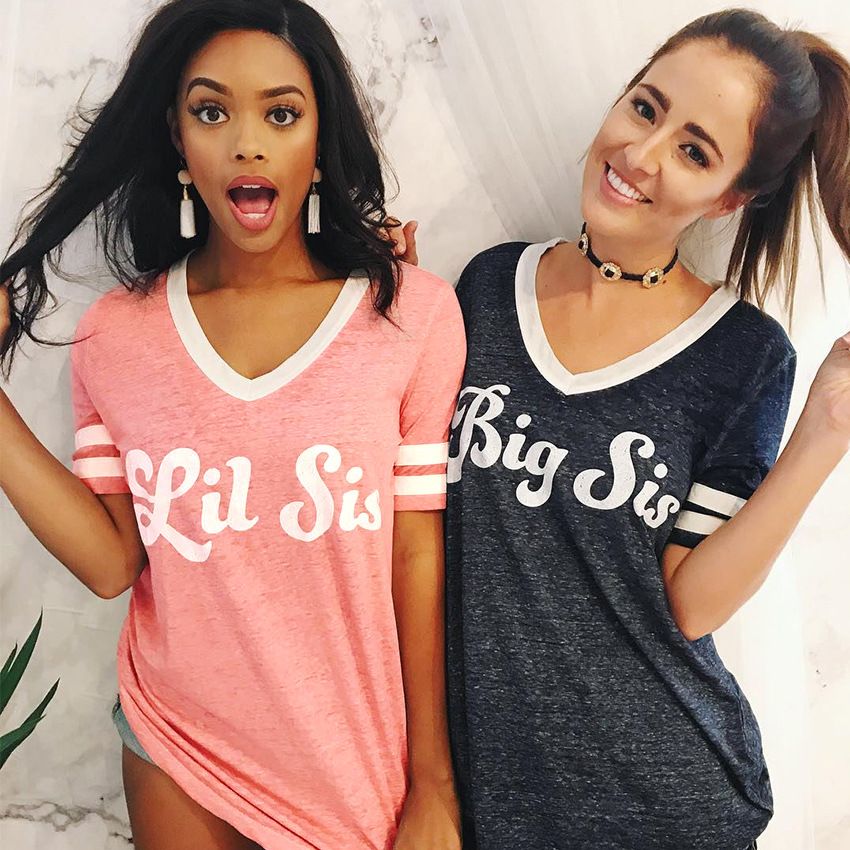 t shirt for twin sisters