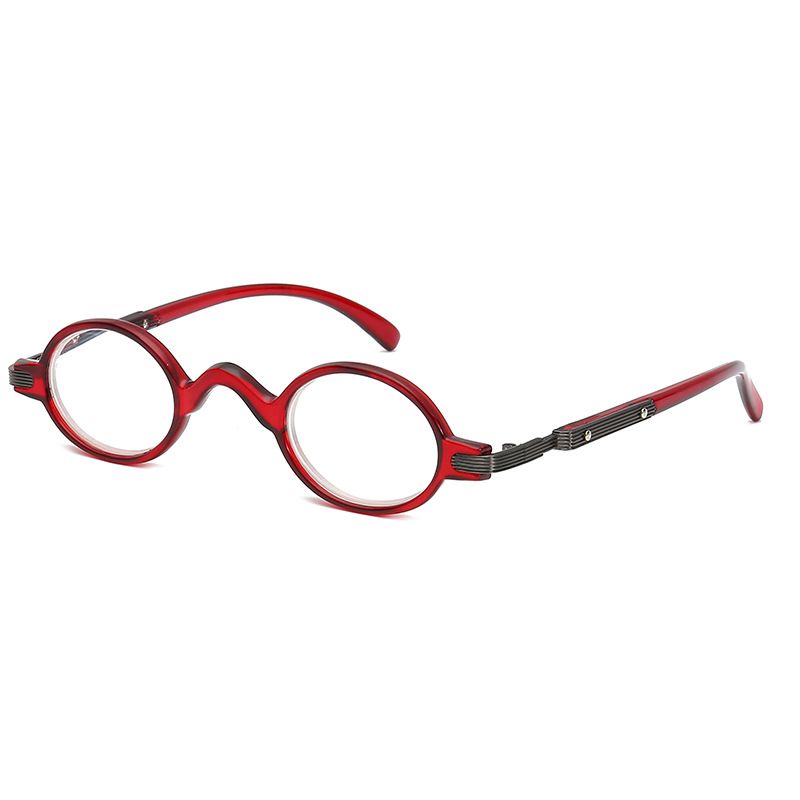horn rimmed reading glasses
