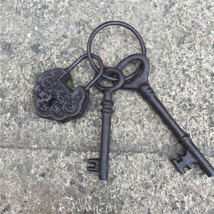 estilo vintage antiguo tamaño grande hierro fundido Juego de tres llaves de carcelero de hierro fundido en anillo 