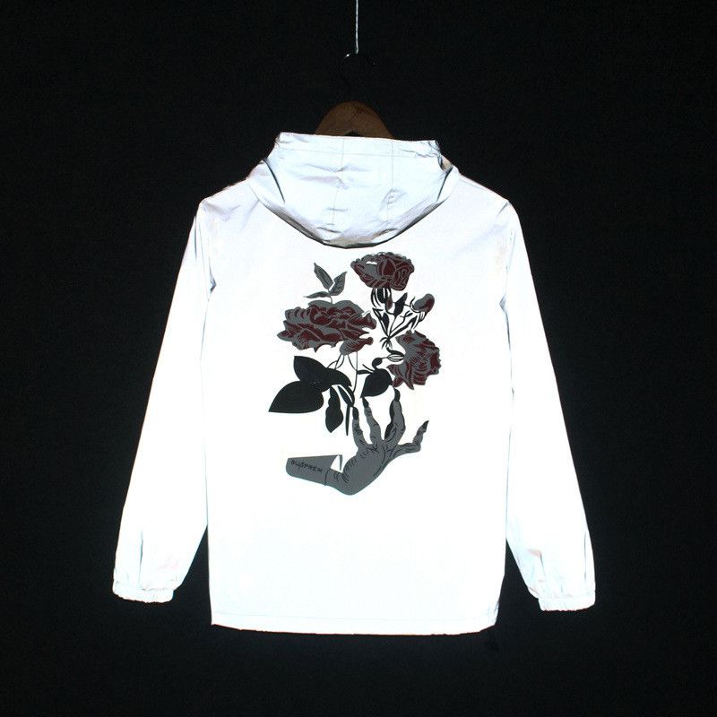 Großhandel Stehkragen Jacke Winderbreaker Herren Jacke Trend Reflektierende Jacke Mann Frauen Mit Kapuze Polyester Faser Lange Hülse T Shirt Von Großhandel Stehkragen Jacke Winderbreaker Herren Jacke Trend Reflektierende Jacke Mann Frauen Mit Kapuze Polyester Faser Lange Hülse T Shirt Von