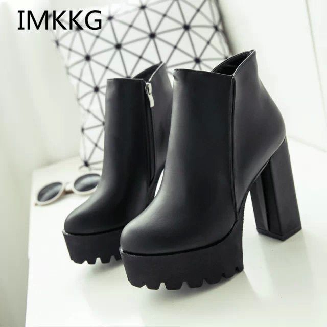 botas negras de tacon