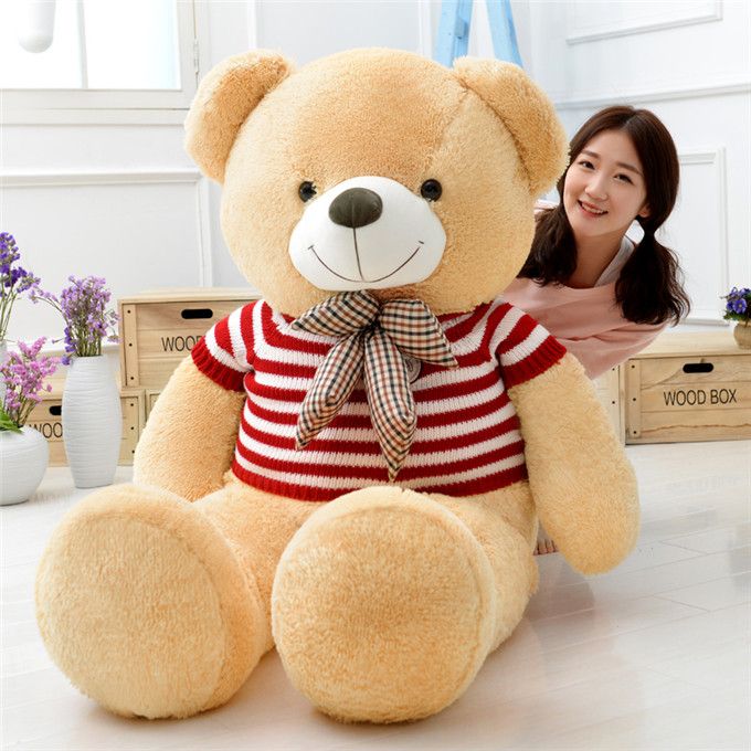 hug teddy bear