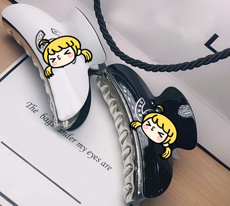 2019 Acrylic Europe America Black White Diamond Cc Three