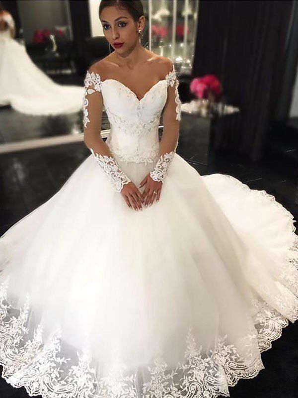 modern white wedding dress