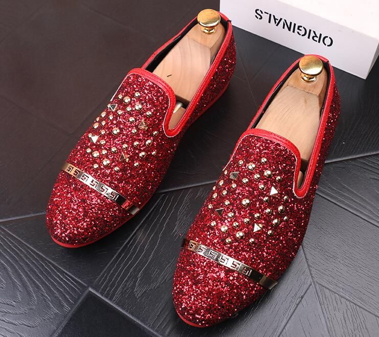 Melhor Homens Marca Sapatos De Grife Brilhantes Lantejoulas Rebite Pico  Loafer Sapato Para O Sexo Masculino Sapatos De Casamento Vestido Sapato  Social Masculino 6.5 9.5h534 A $247,96 | DHgate.Com