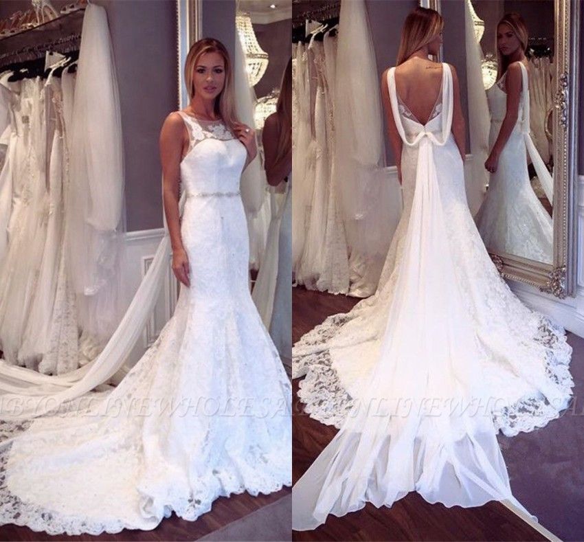 wedding dresses with removable tail