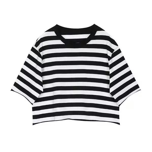 remera a rayas blanca y negra mujer