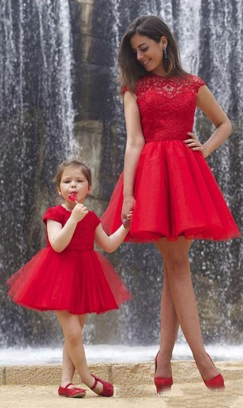 2019 Red Lace A Line Corta Madre E Hija Vestido Jewel Mangas Capped Mangos Baratos Vestidos De Fiesta Formal Vestidos De Fiesta De 75,79 € | DHgate 2019 Red Lace A Line Corta Madre E Hija Vestido Jewel Mangas Capped Mangos Baratos Vestidos De Fiesta Formal Vestidos De Fiesta De 75,79 € | DHgate