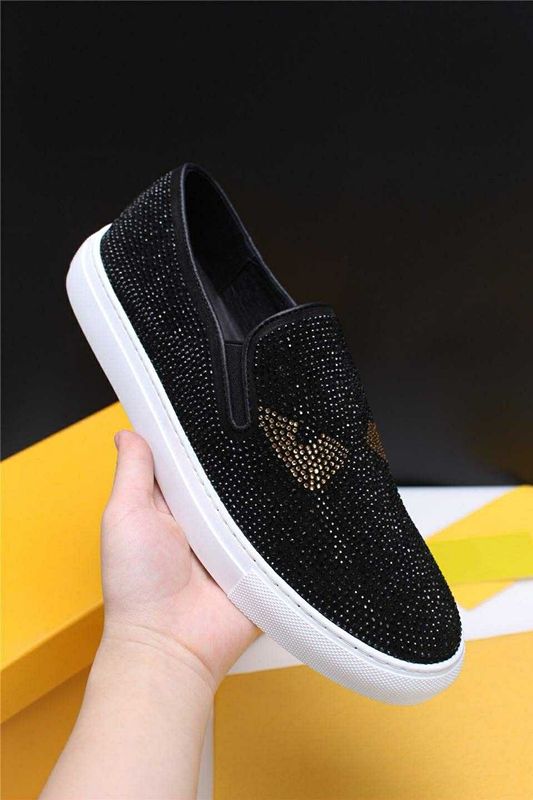 Tenis con ojos amarillos Clearance