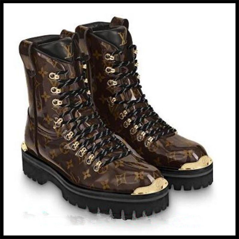 laureate platform desert boot price