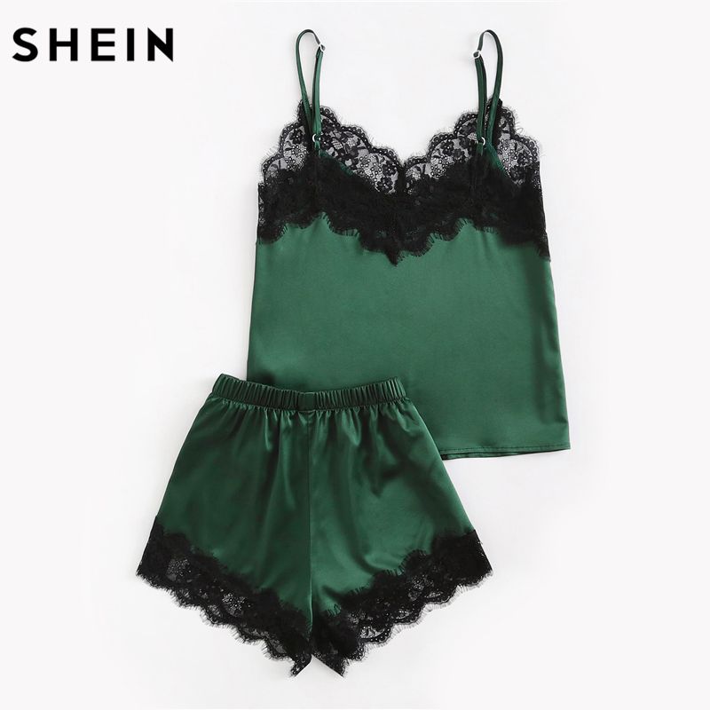 Compra SHEIN Conjuntos De Pijamas Mujeres Ropa De Dormir Verde Militar  Correa De Espagueti Cuello En V Adorno De Encaje Cami Y Pantalones Cortos  De Satén Conjunto De Pijamas Barato | Entrega