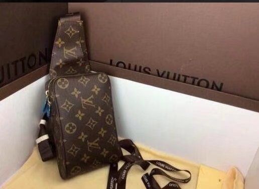 louis vuitton pochette homme