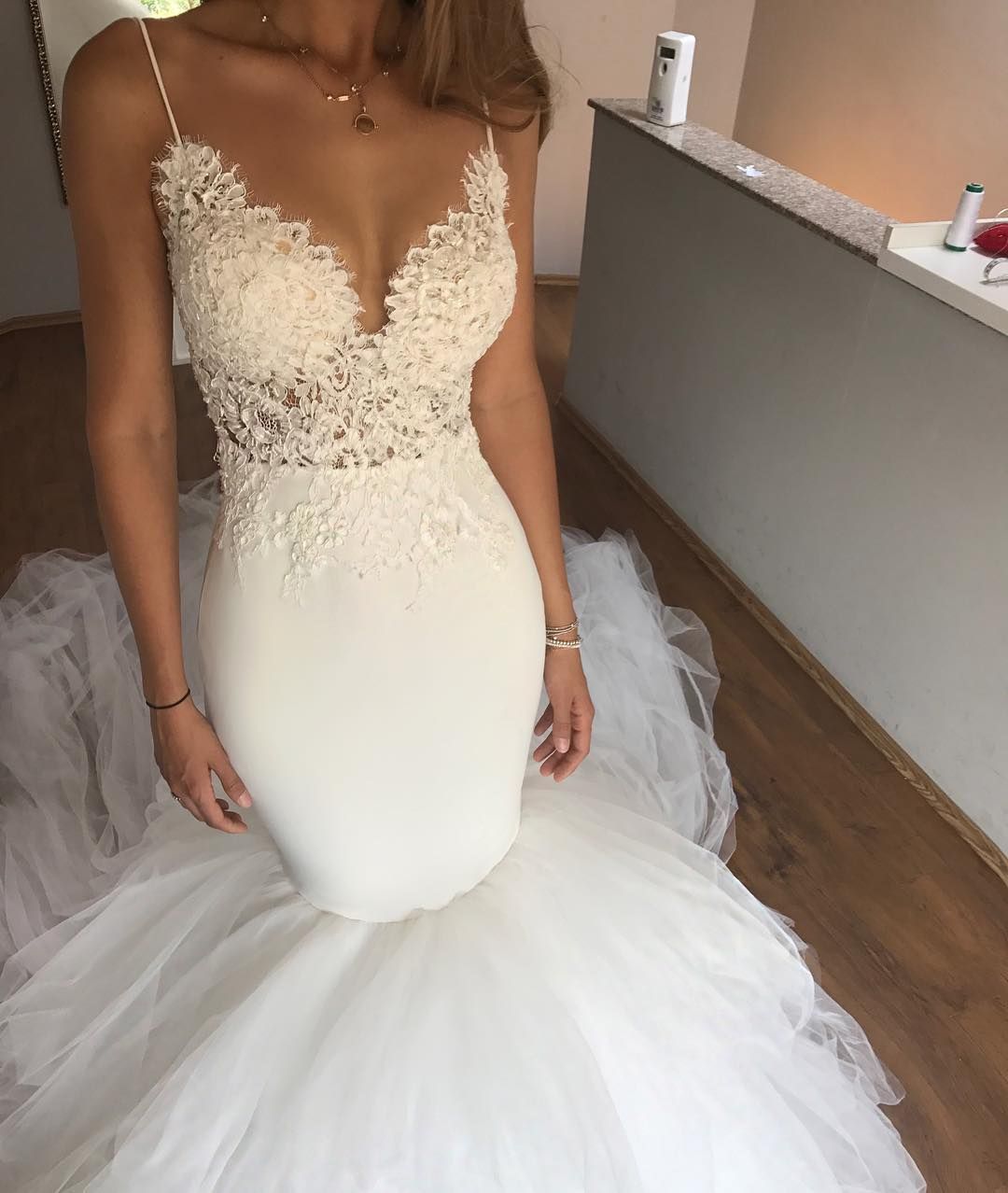 Fluffy mermaid wedding dress Clearance