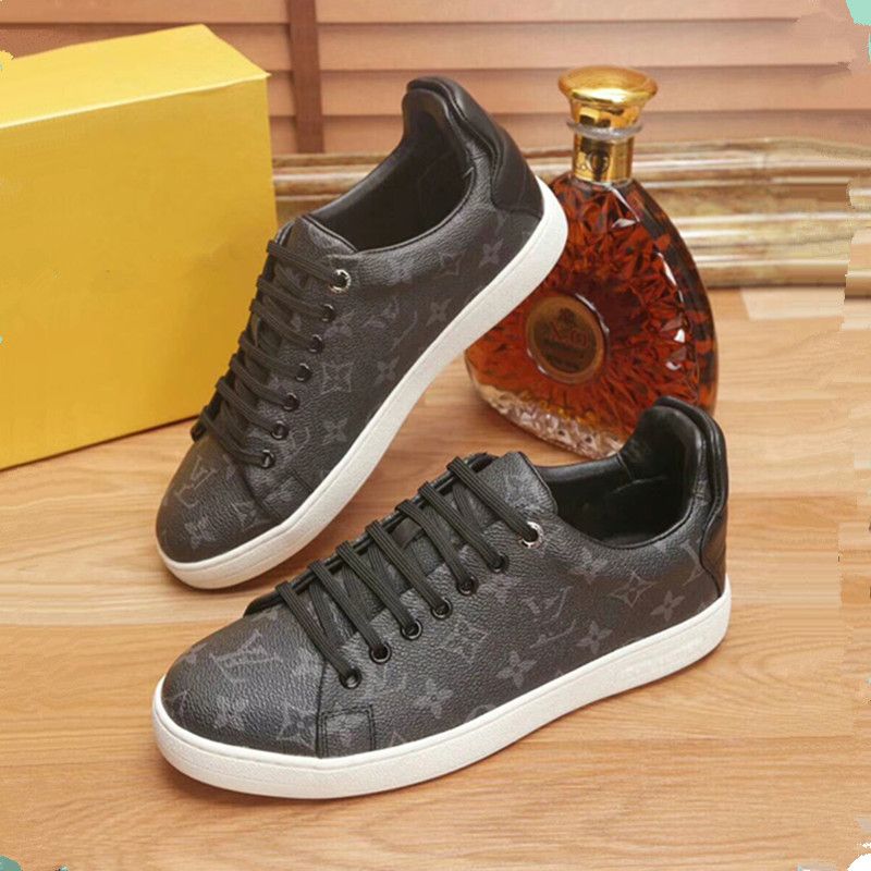 2020 High Quality Luxury Brands Men Shoes Movement Lace Up