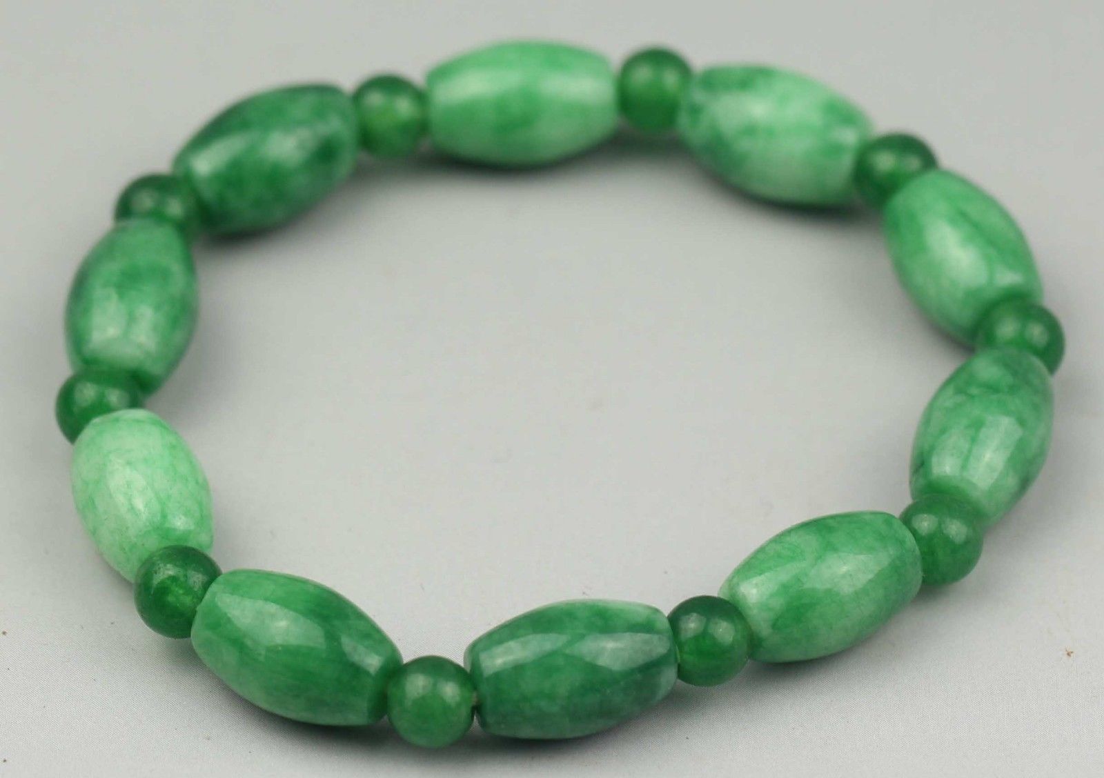 Beautiful China jade Chinese natural jade beads bracelet Beautiful China jade Chinese natural jade beads bracelet