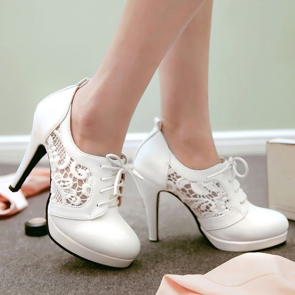adams shoes online