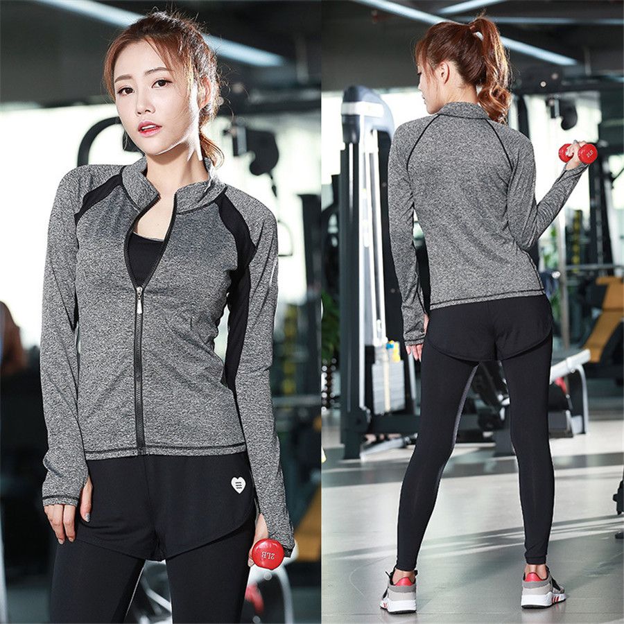 gym outfit for female