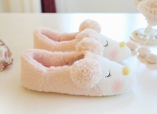 halluci slippers uk