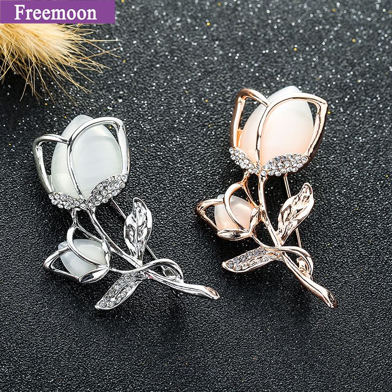 Peacock Feather Brooch Pearl Pin Zircon Brooch Coat Accessories Christmas Clothing Accessories MAFYU Brooch 