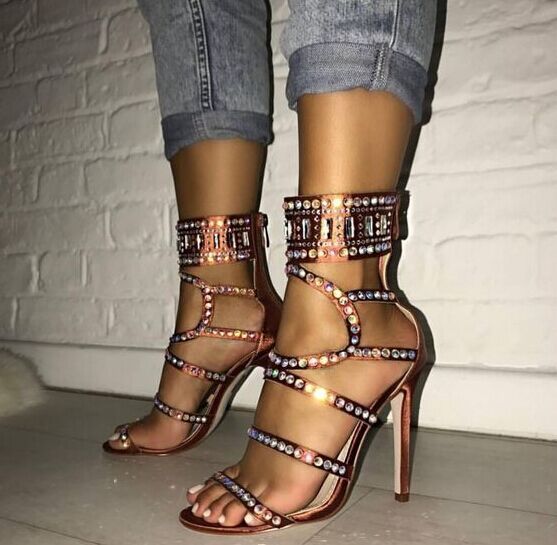 passarela da moda calçados