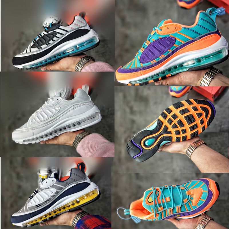 womens running shoes canada