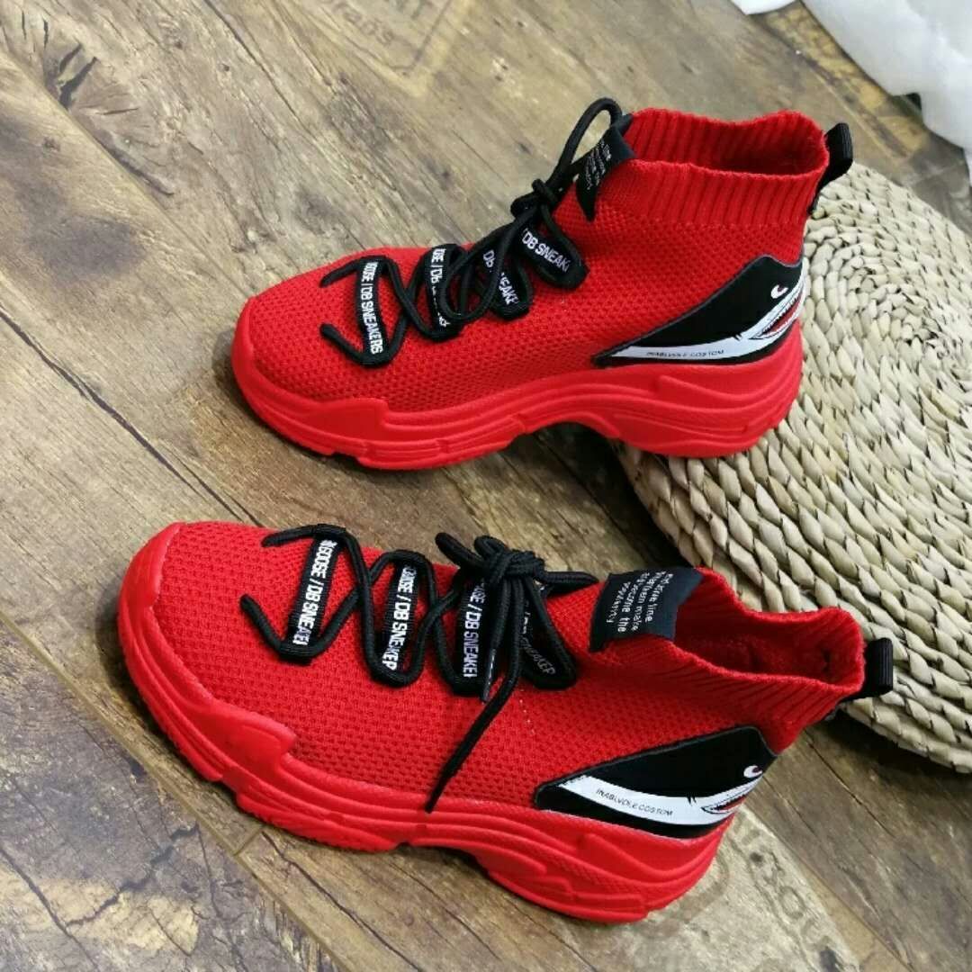 nike fußballschuhe mit socken billig