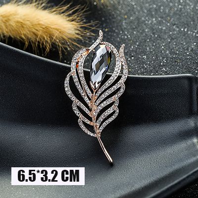 Peacock Feather Brooch Pearl Pin Zircon Brooch Coat Accessories Christmas Clothing Accessories MAFYU Brooch 