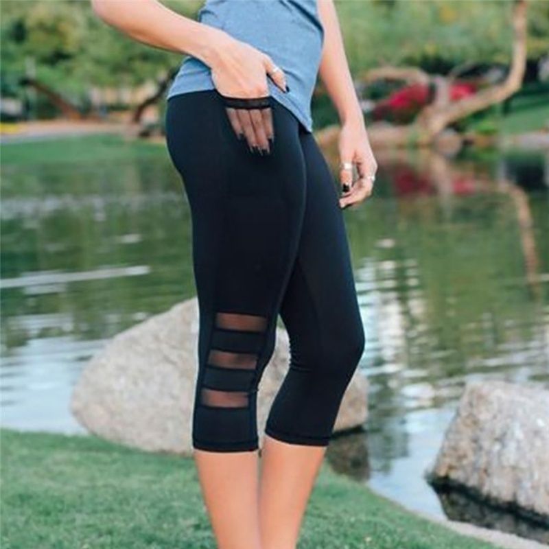 running capris with phone pocket