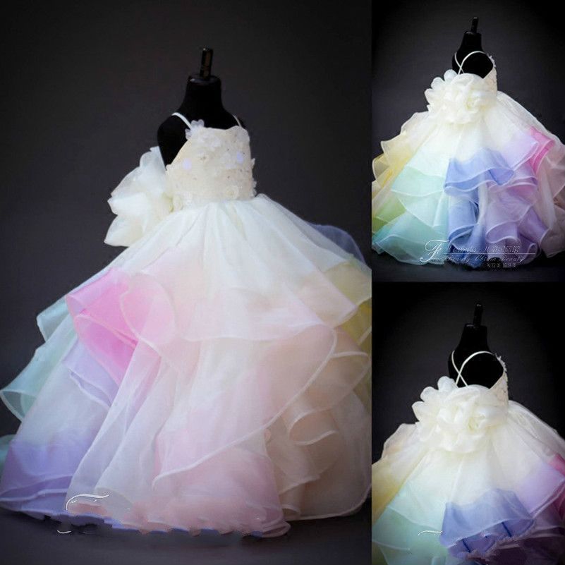 2020 Cute Rainbow Flower Girl Sukienki Koronki 3D Kwiatowy Aplikacja Zroszony Wielopięciowy Dress Communion Sukienka Spaghetti Prom Suknie Party Wieczór